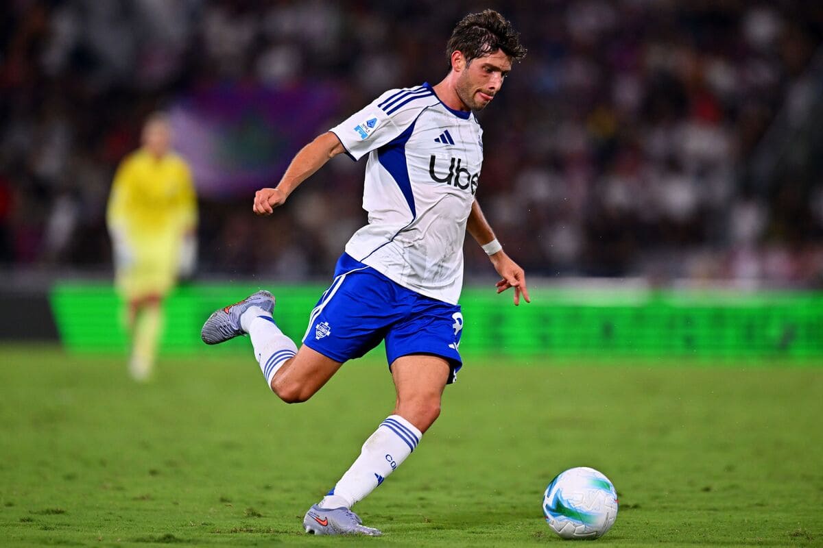 👋 UFFICIALE | Sergi Roberto lascia il Como: “Sono arrivato pieno di entusiasmo. Oggi lascio questo club in Champions”