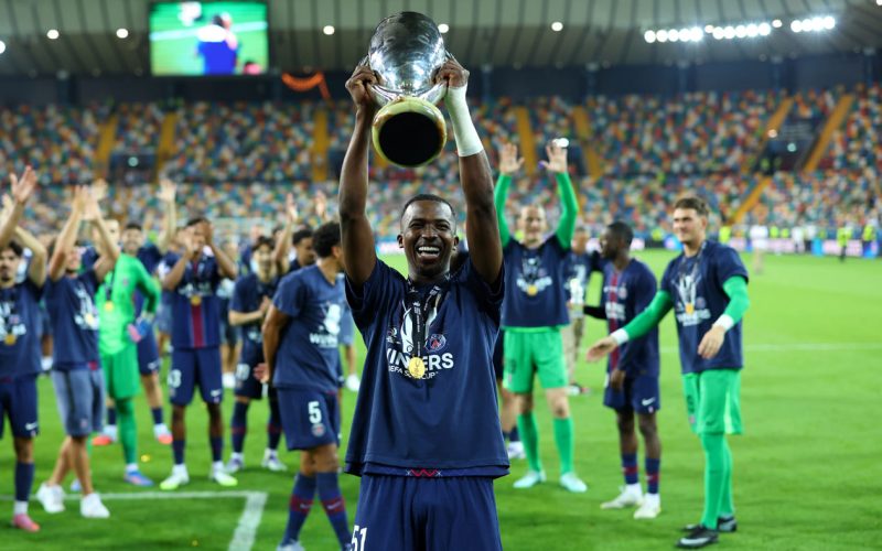 🤝 PSG, tutto fatto con Willian Pacho per il rinnovo: c’è l’accordo