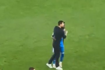 📸 Xabi-Vini, c’è la pace? Abbraccio a fine partita e parole al miele