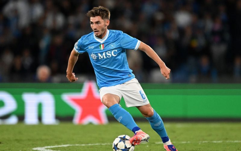 ⚠️ Il Mattino – Napoli, la confessione di Gilmour: “Voglio operarmi”