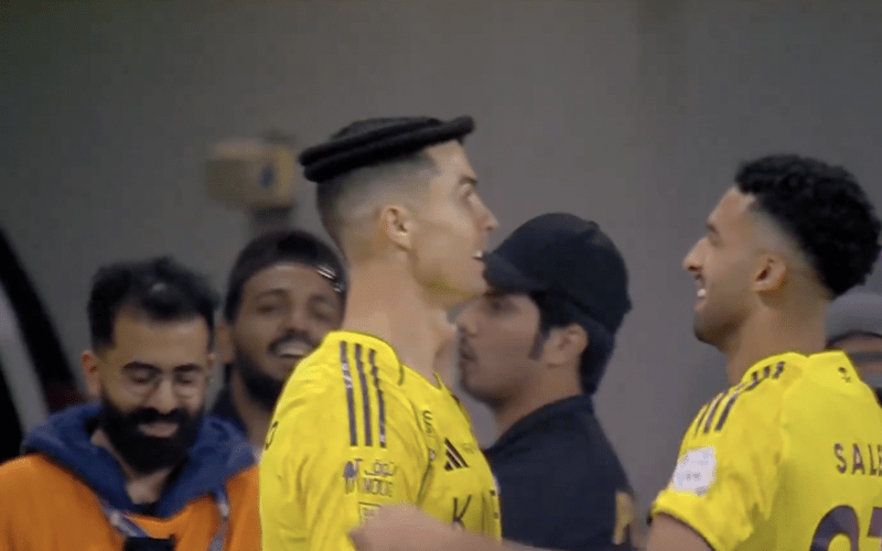 🔥 CR7 IMMENSO, gol in rovesciata da capogiro! Il 🇵🇹 incoronato dai compagni