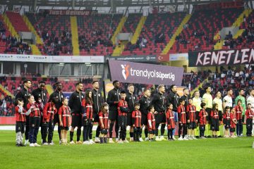 🤯 Süper Lig, gol di Boateng SUR-RE-A-LE: il video è 😂