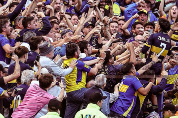 🎥 Bombonera SPETTACOLARE, Dua Lipa, il Changuito Zeballos e il fantasma della B: il Superclàsico è stato 😍