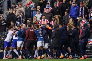 🎥 Clamorosa rissa nel finale di USA-Paraguay: protagonisti Gomez e Freeman, panchine in campo