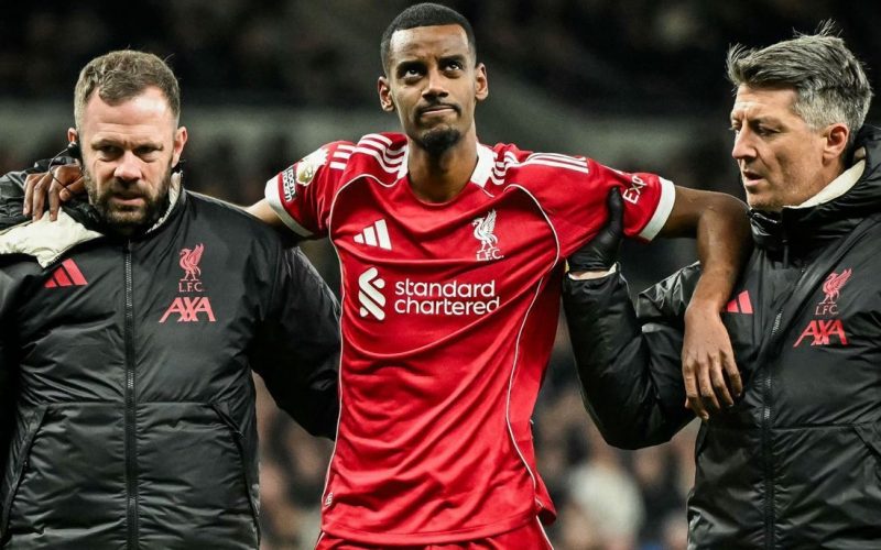 🚨 Liverpool, tegola Isak: frattura al perone e lungo stop. I dettagli