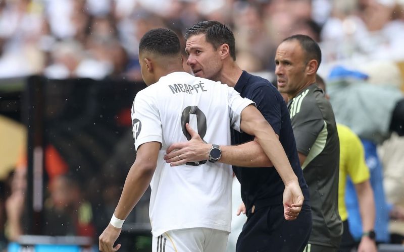 ❗ Real Madrid, Xabi Alonso chiede di onorare il Barça, Mbappé non ci sta: l’episodio
