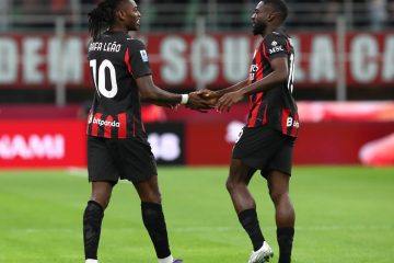 🫂 Erroraccio e fischi per Fofana, Leão lo abbraccia anche su IG: “Insieme, non importa chi è contro di noi”