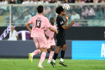 🤞🏻 Palermo, Bani si è fermato in tempo? Fastidio al retto femorale: le sensazioni