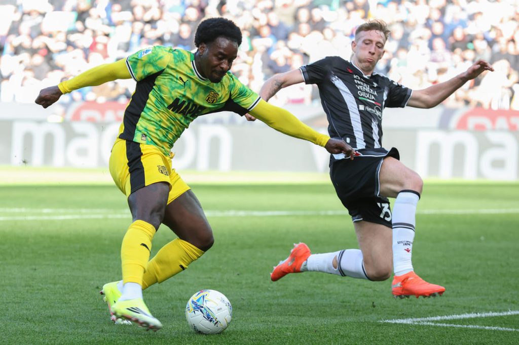 🎤 Sassuolo, Nzola: “Quando c’è stato l’interesse del club, ho subito scritto a Laurienté. Razzismo? È ovunque, ma non sono uno che piange”