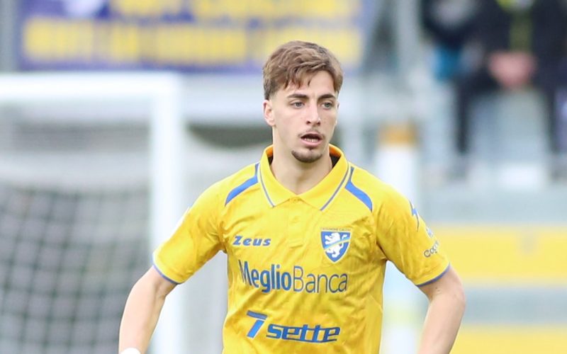⚔️ Frosinone-Bari, le PROBABILI: possibile riposo per Cichella, conferma in blocco per Longo