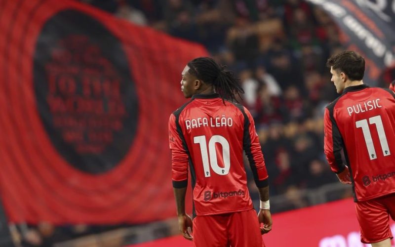 🚨 Animi tesi tra Leao e Pulisic, interviene anche Allegri: il retroscena