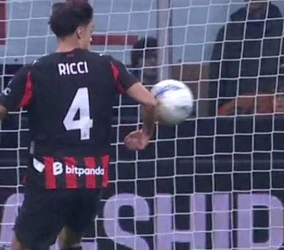 🎥 Open VAR: “Mani Ricci? Giusto far proseguire. Manca rigore alla Roma”