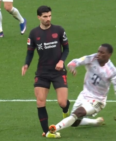 🟥 Intervento KILLER di Nico Jackson: il fallo dell’ex Chelsea è 😱