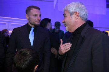 🎥 Guarda chi c’è a Ponte Milvio: a protestare con i laziali c’è anche Pino Insegno