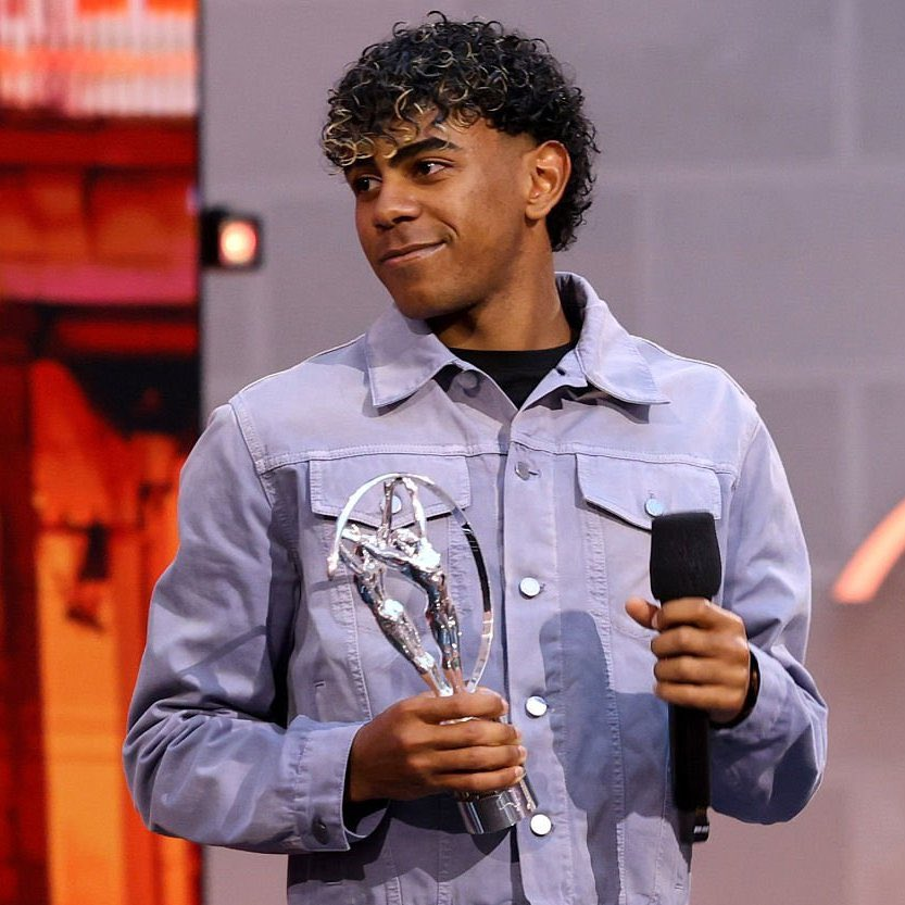 🏆 Yamal nominato “Giovane Sportivo dell’anno”: “A volte sbaglio, ma ho 18 anni”