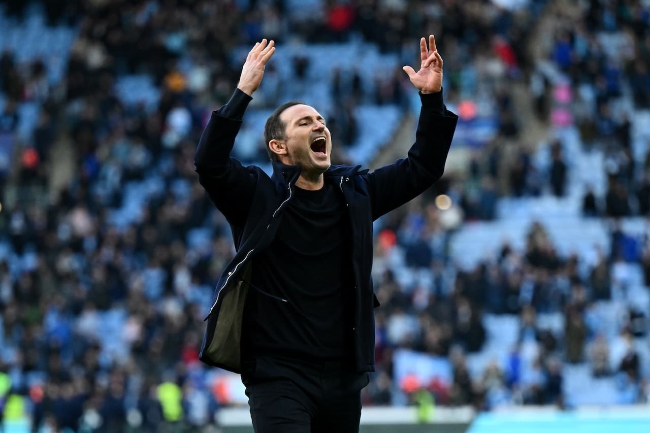 🤩 Lampard ce l’ha fatta! Il suo Coventry torna in Premier 25 anni dopo