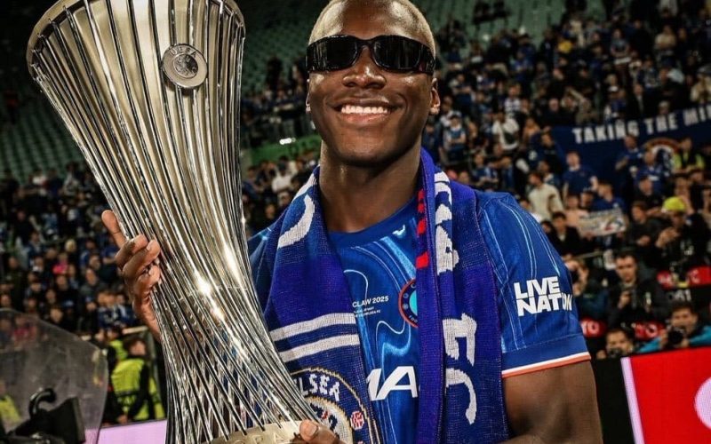 ✅ UFFICIALE | Chelsea, Moises Caicedo rinnova fino al 2033: “Sogno di diventare una leggenda di questo club”