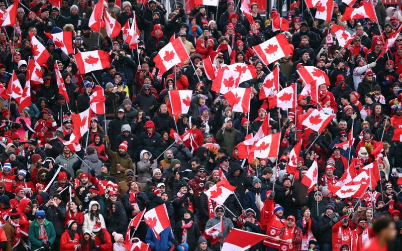 Niente Italia al Mondiale? Il Canada propone uno scambio di maglie: la coda di tifosi è 😮