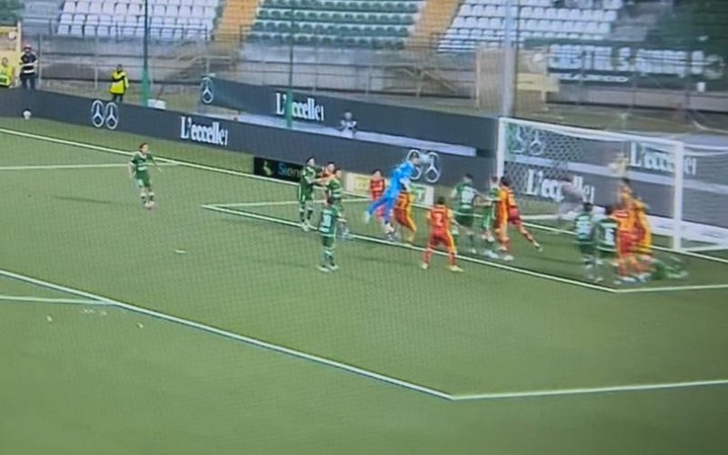 🎥 L’Avellino la pareggia col PORTIERE: Iannarilli veste i panni dell’Eroe 🤯