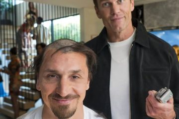 😮 Ibrahimovic si rasa a zero, il barbiere è… Tom Brady! “Una scommessa è una scommessa”