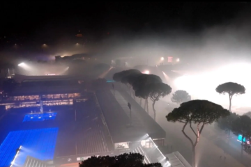 🌫️ Il fumo dell’Olimpico blocca gli Internazionali di Tennis: la partita di Darderi finisce a notte inoltrata