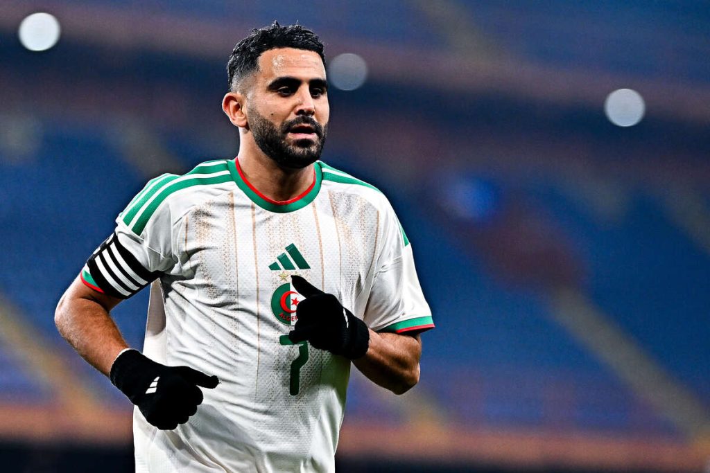 🤝 Mahrez riparte dal Qatar: l’attaccante firma a zero con l’Al-Shamal