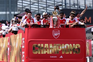 🚌 Nonostante la sconfitta in finale, l’Arsenal festeggia lo stesso: sfilata per la Premier vinta. Rice: “Champions? Ci riproveremo”