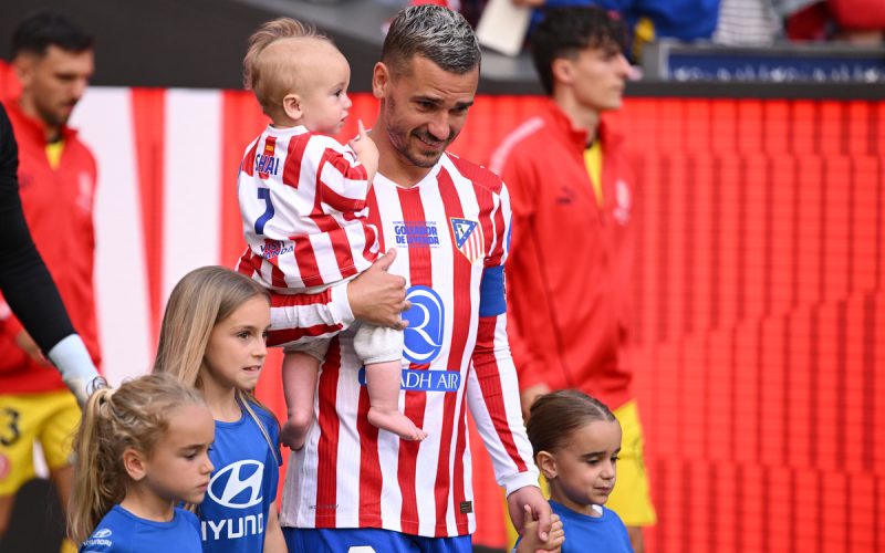 📲 La fine di un’epoca: dal 100° assist alla maglia speciale passando per altre scuse. Griezmann saluta l’Atetico Madrid