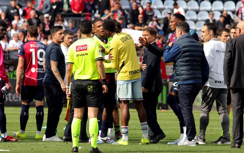 🤬 Davis SHOCK: “Quel vigliacco di Dossena mi ha dato della scimmia”