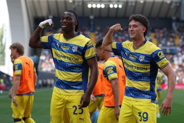 🗣️ Parma, Elphege: “So fare tutto come attaccante, mio padre mi ha parlato dei tempi di Lilian Thuram…”