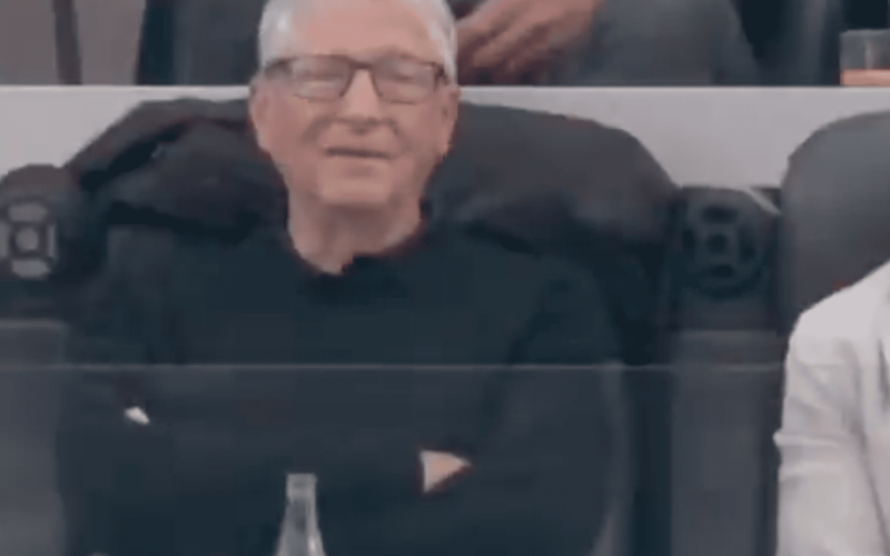 😳 Gaffe COLOSSALE del TG1! Ai Mondiali USA presente… “Steve Jobs”