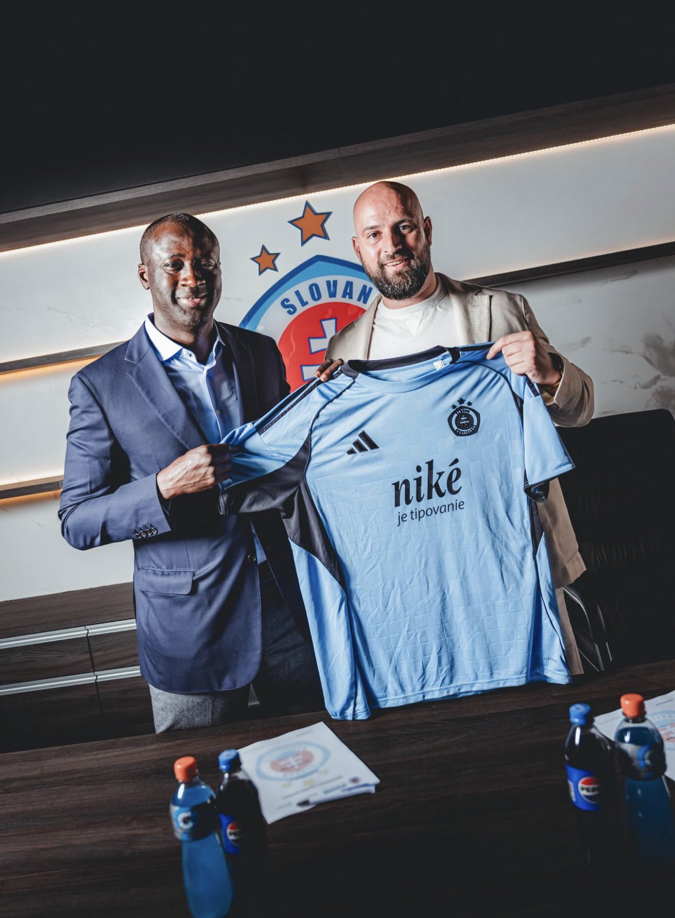 😲 UFFICIALE | Yaya Touré allenerà in Slovacchia: firma con lo Slovan Bratislava