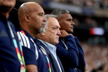 🤯 Advocaat nella STORIA: ecco in cosa è UNICO nella storia dei Mondiali