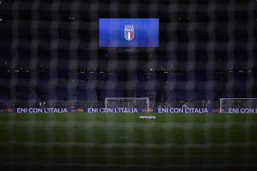 😱 Proteste dei tifosi davanti all’hotel in cui si eleggerà il nuovo presidente FIGC: l’accaduto