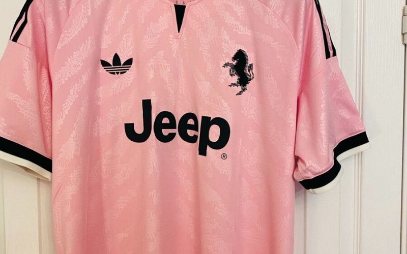 📸 Svelate le nuove maglie da trasferta di Juventus e Inter: i dettagli