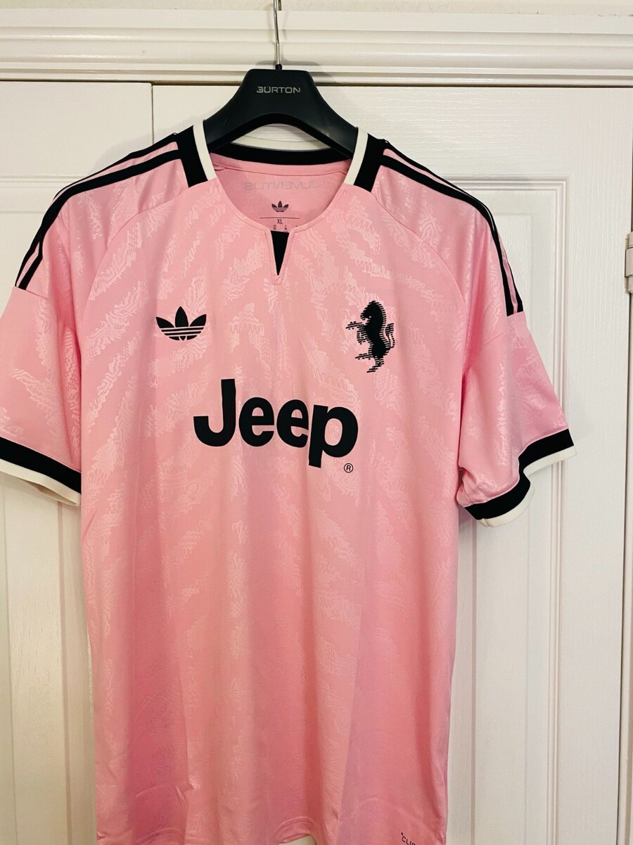 📸 Svelate le nuove maglie da trasferta di Juventus e Inter: i dettagli