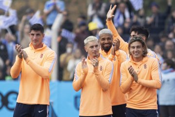 😱 CLAMOROSO Uruguay: squadra bloccata in Messico a 24h dal debutto ai Mondiali