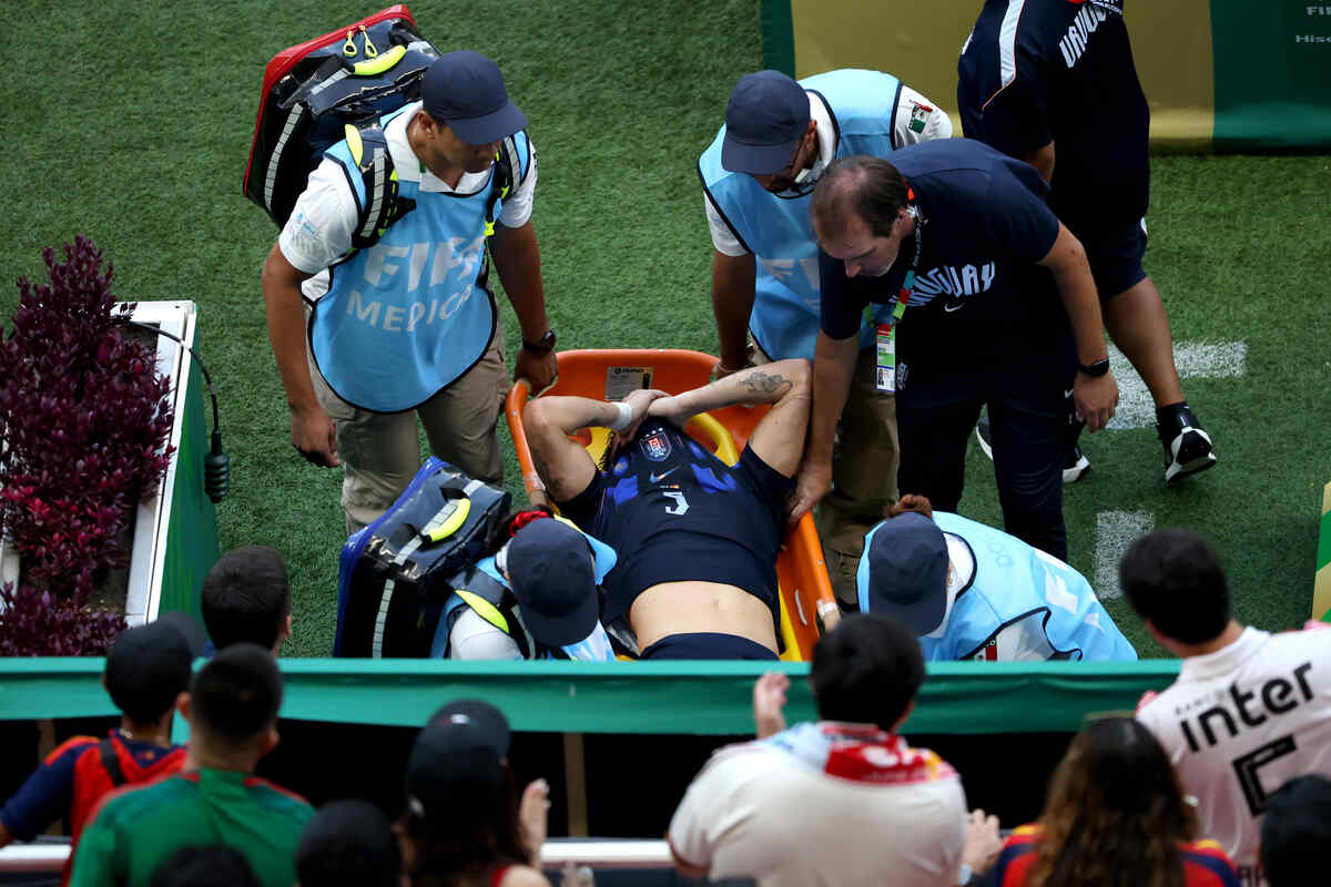 🚑 Infortunio SHOCK per Ugarte! Lo stop può durare UN ANNO e lo United…