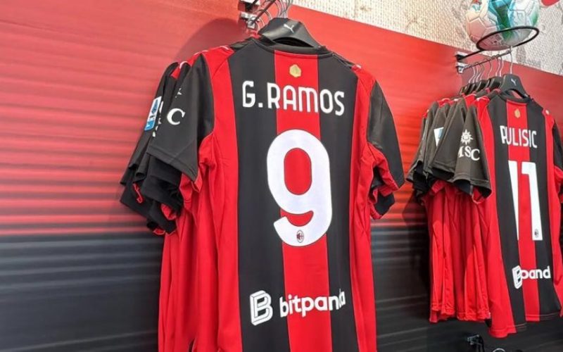 📸 Gonçalo Ramos sfida la MALEDIZIONE al Milan: ‘spoiler’ sul suo numero di maglia