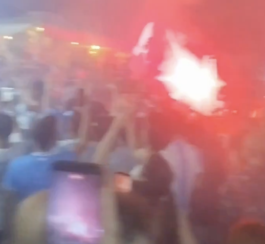🇦🇷 Argentina in finale: festa a Buenos Aires e… a Napoli! Tifosi SCATENATI 🎥
