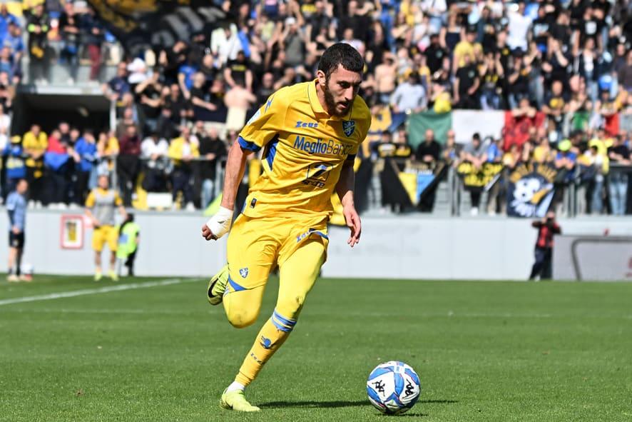 ❗ Frosinone, offerta del Besiktas per Ghedjemis: SORPASSO in atto sul Monaco. Le cifre