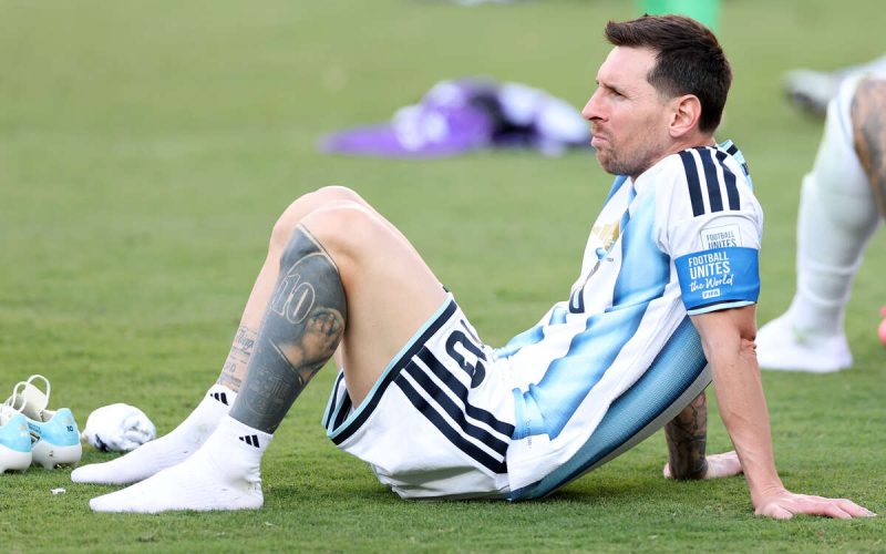 ❤️‍🩹 Leo Messi: “Ci vorrà del tempo perché questa ferita guarisca. Grazie dal profondo del cuore per ogni messaggio”