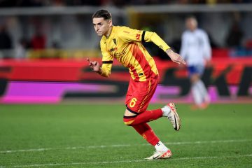✅ Lecce, tutto fatto per la cessione di Alex Sala: ha firmato con il Mallorca