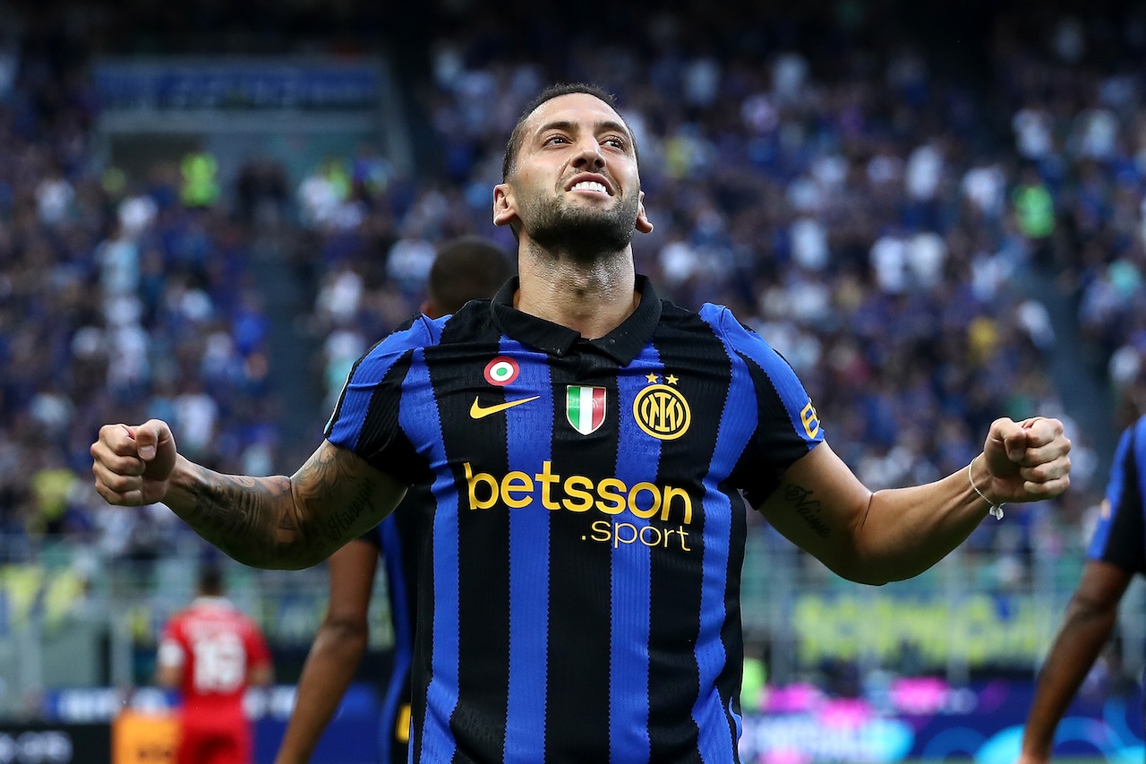 💙 Calhanoglu saluta Ausilio: “Lo porto nel cuore, è grazie a lui se sono all’Inter”