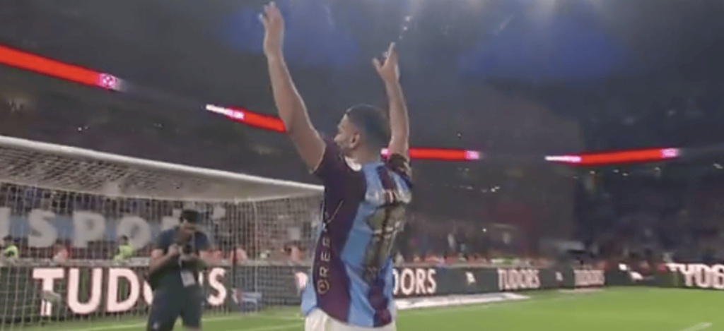 📹 Salah DOMINANTE, doppietta e vittoria! Celebrazione PAZZESCA a fine partita