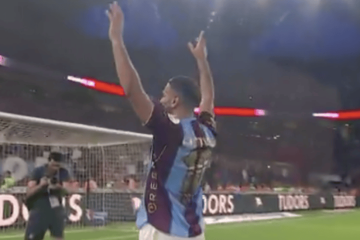 📹 Salah DOMINANTE, doppietta e vittoria! Celebrazione PAZZESCA a fine partita