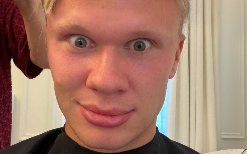 📷 Haaland SHOCK: si è tagliato i capelli! Taglio corto e novità: web in delirio😂
