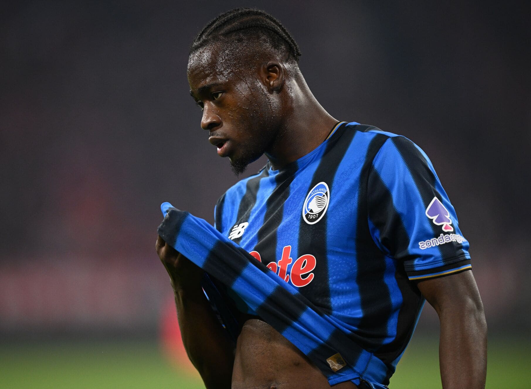 🤕 Atalanta, problema fisico per Sulemana: entra in campo, ma dà subito forfait