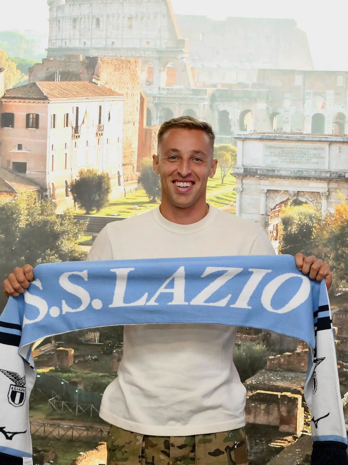 🛬 Lazio, Frattesi è sbarcato in città: presto visite e firma. Intanto i biancocelesti lo annunciano già