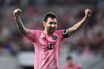 🎥 Messi LEGGENDARIO: 4 gol, due su punizione e 1 assist! Record frantumati